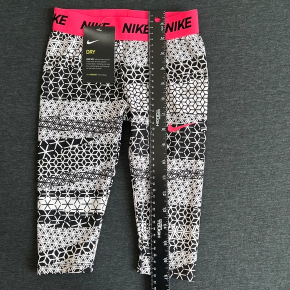 NWT Nike Dry Little Girls' Sport Essentials Leggings Geometric Pattern Size 6 - Picture 9 of 10